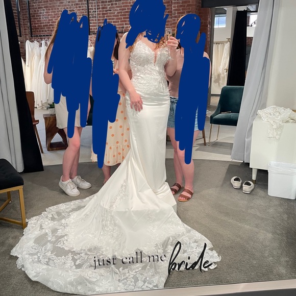 Wedding Dress - Stella York - Picture 2 of 10